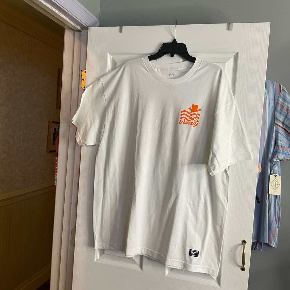 Grizzly Grip tee shirt